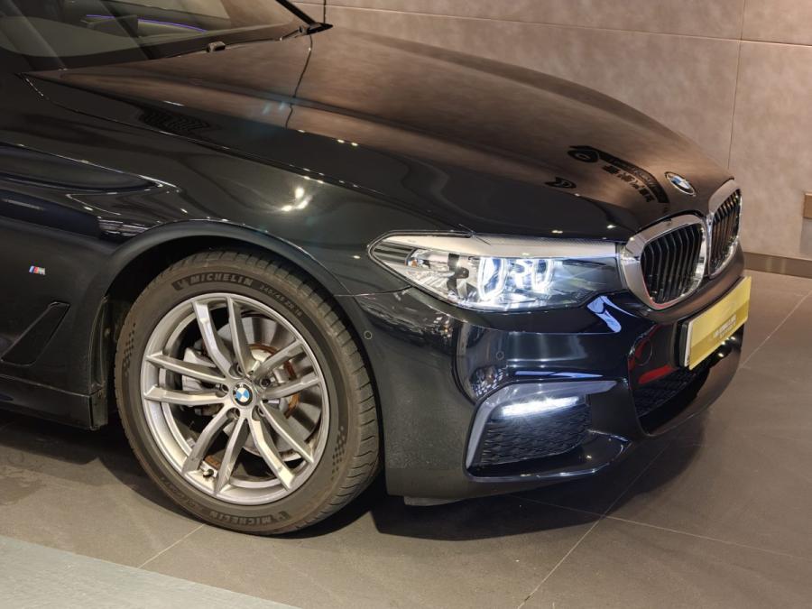 520iA M SPORT (G30) - Image 9